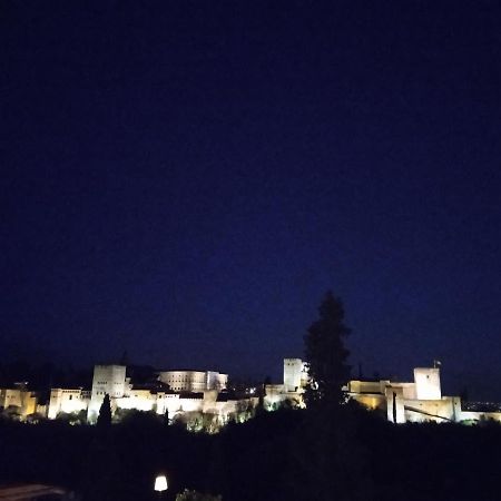 Bonito Ap Centrico Patio Wifi Parking Gratis. Leilighet Granada Eksteriør bilde